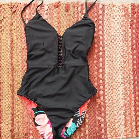 NWT La Blanca Reversible One Piece Swimsuit - Picture 3 of 4